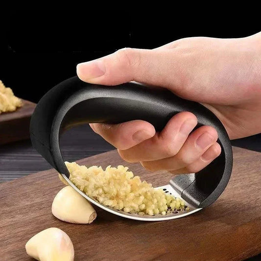 Stainless Steel Garlic Press Crusher Manual Garlic Mincer Chopping Garlic Tool